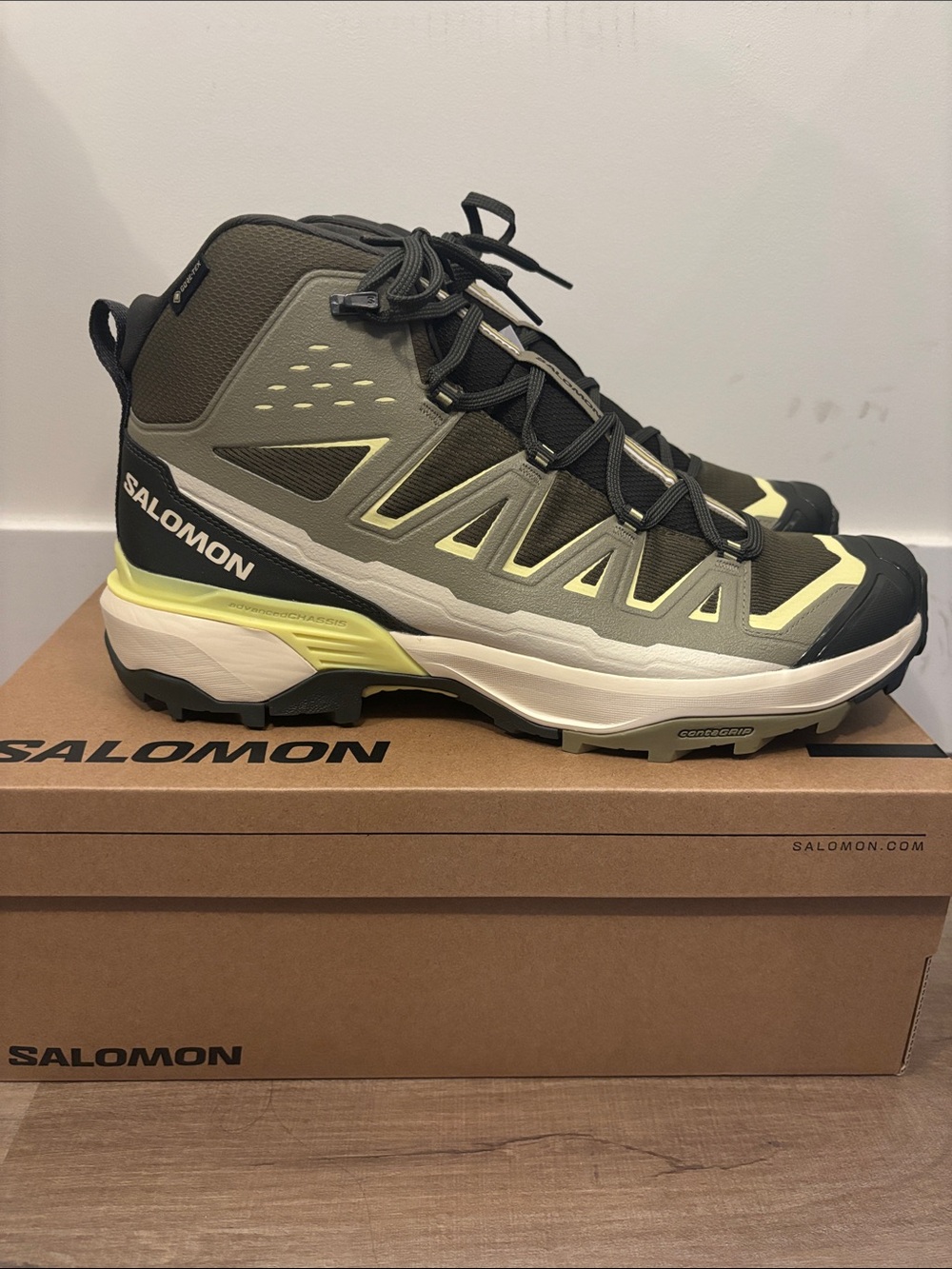 Salomon Men's x ultra 360 edge mid gore Tex Olive night aloe endive size 11.5